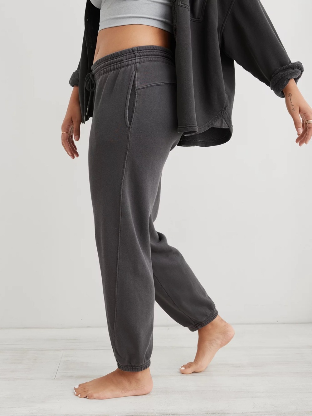 Aerie Gray Jogger Sweatpants Women’s Large L/G Drawstring Lounge Casual - Picture 2 of 15
